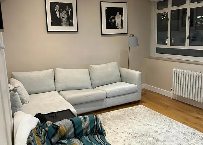 Superbly Located 2Bd Flat Heart Of Pimlico!