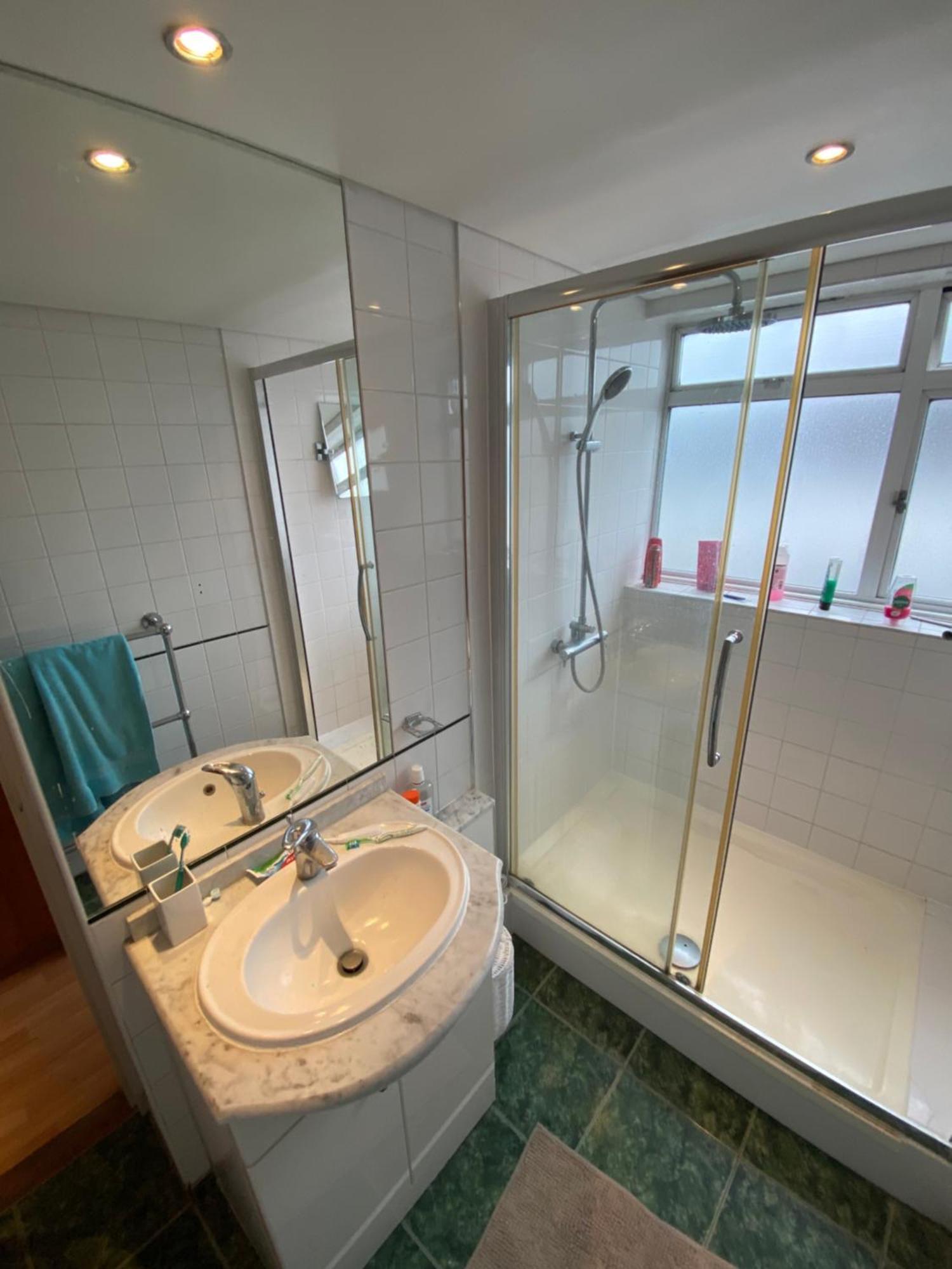 Apartment Superbly Located 2bd Flat Heart Of Pimlico!
